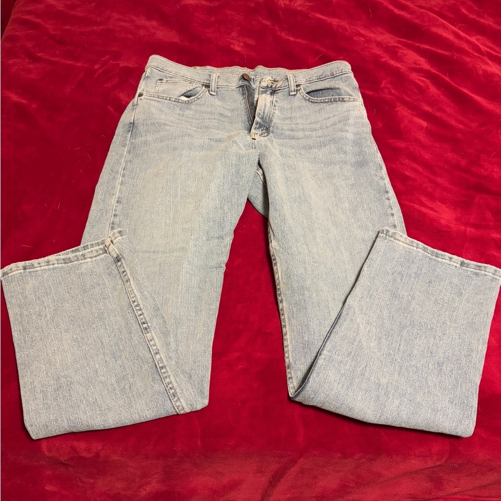 Wrangler Women's Light Blue Straight Leg Jeans